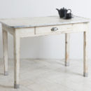 デスクテーブル